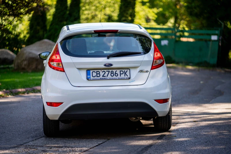 Ford Fiesta, снимка 5 - Автомобили и джипове - 51734436