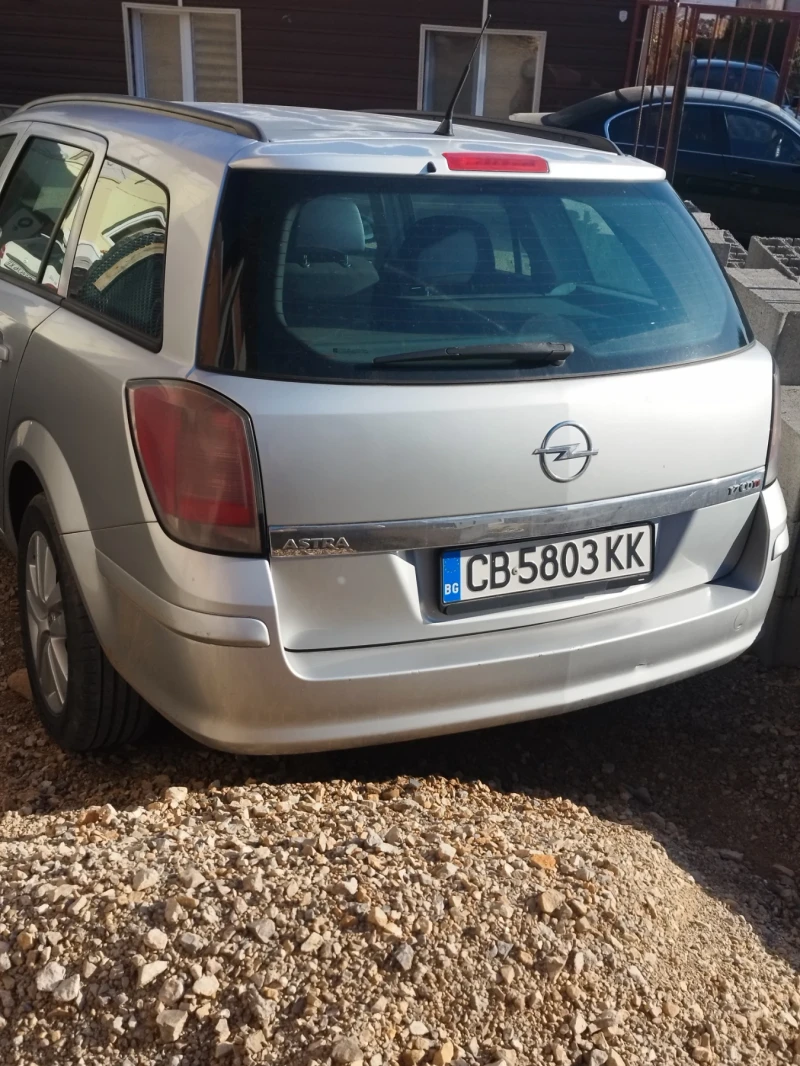 Opel Astra, снимка 4 - Автомобили и джипове - 52245844
