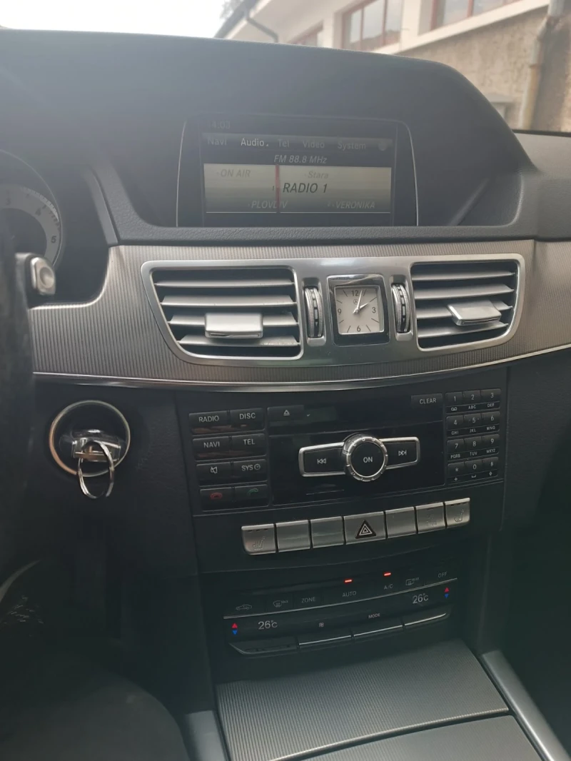 Mercedes-Benz E 300 E300DE hibrid 7g tronic , снимка 10 - Автомобили и джипове - 53404236