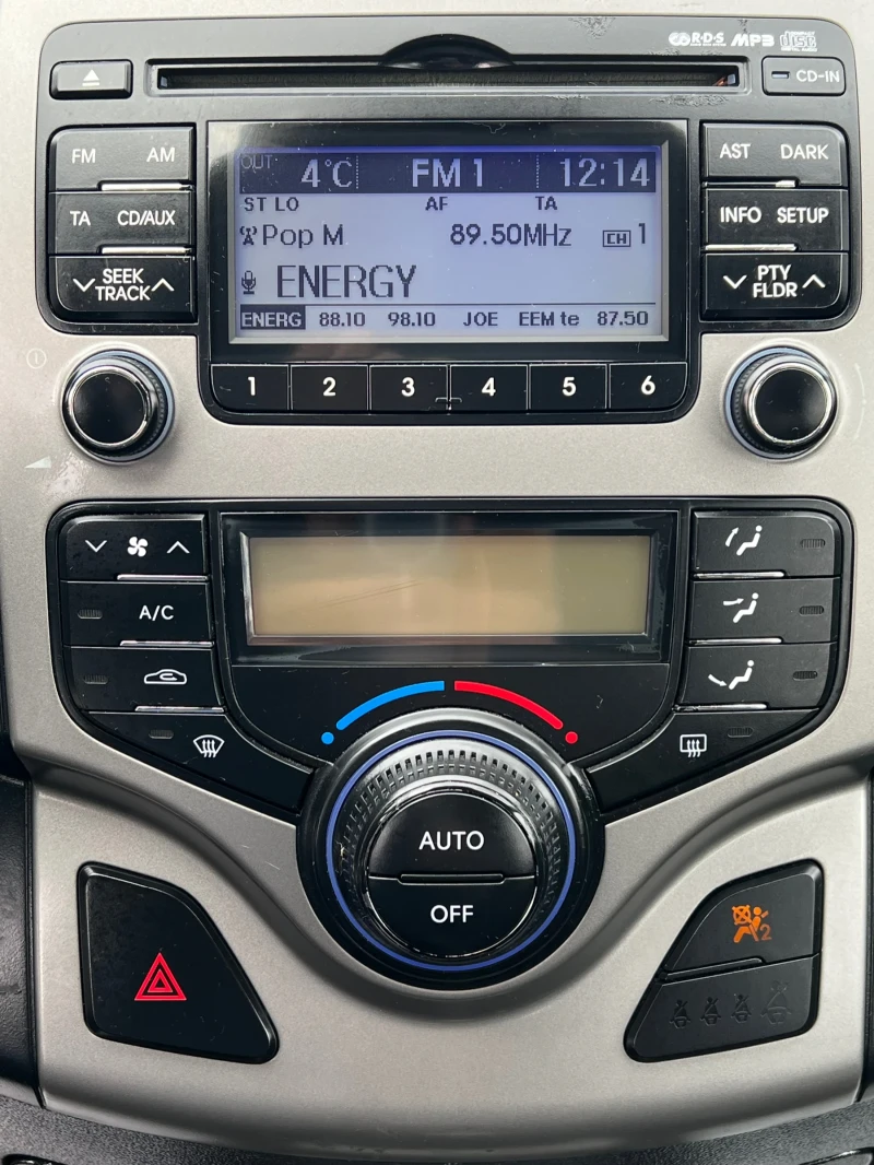 Hyundai I30 FACELIFT , снимка 11 - Автомобили и джипове - 53413371