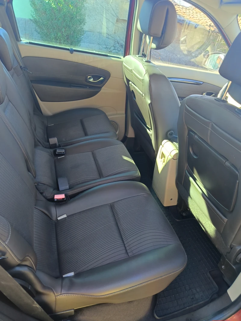 Renault Scenic 2.0 diesel , снимка 6 - Автомобили и джипове - 53537293