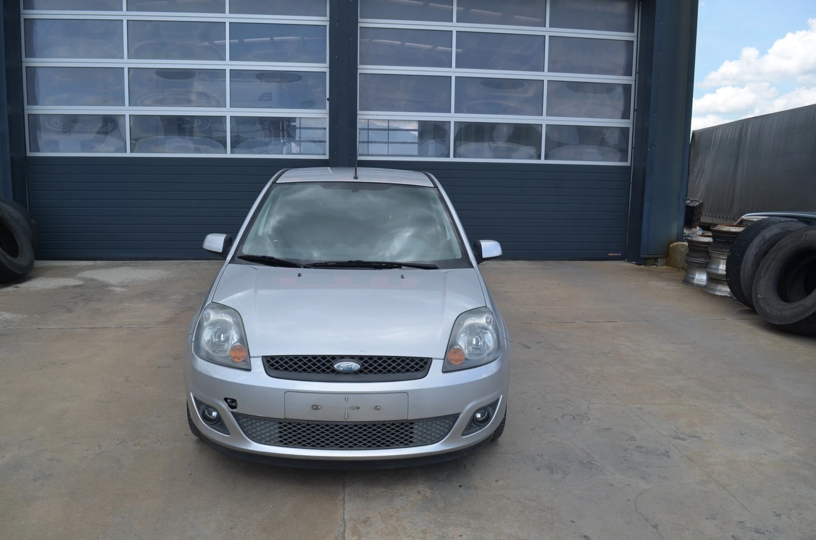 Ford Fiesta 1.4, снимка 1