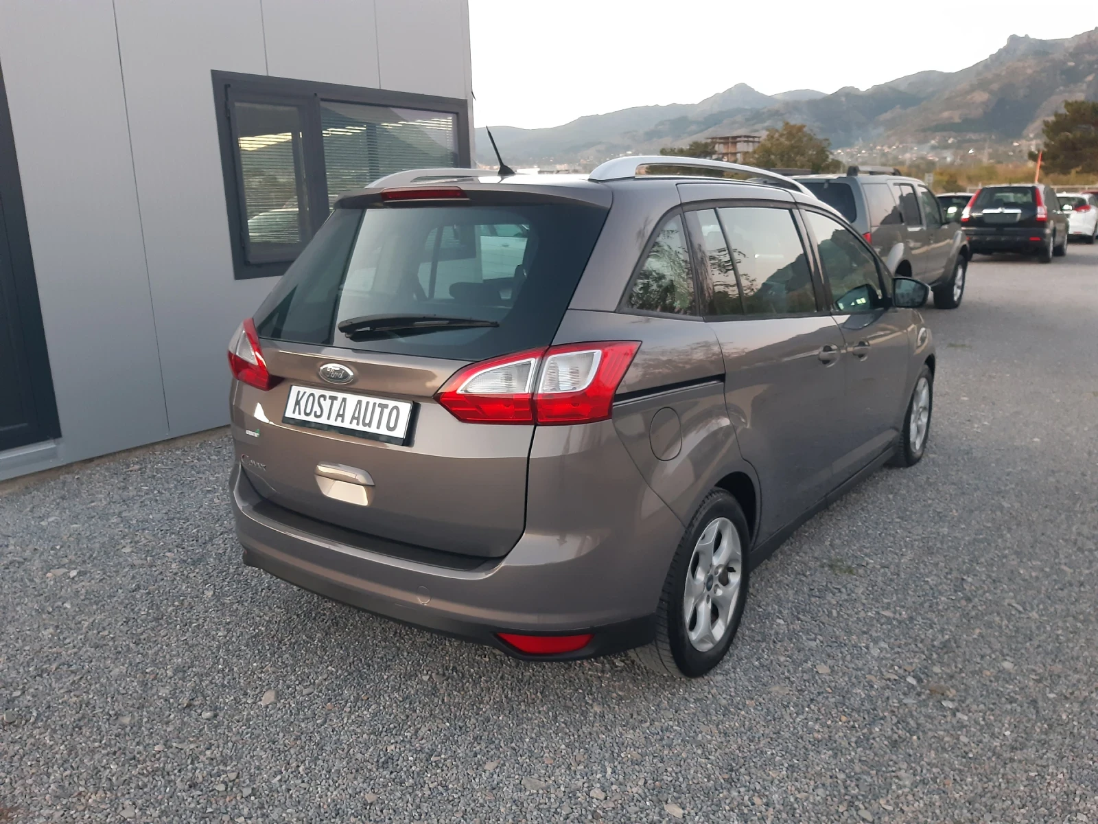 Ford Grand C-Max като нов 7 места - изображение 6