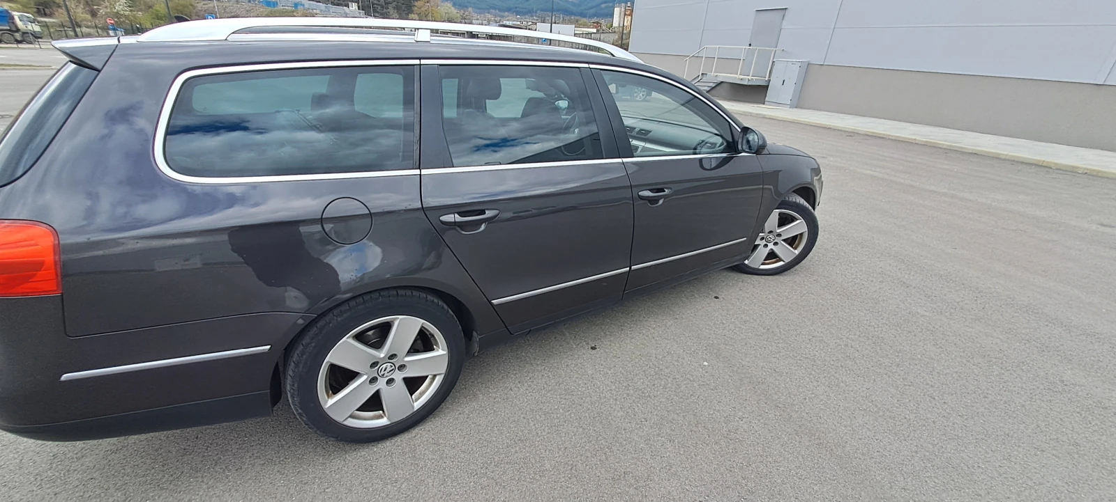 VW Passat 2.0 TDI 16V HIGHLINЕ  - изображение 3