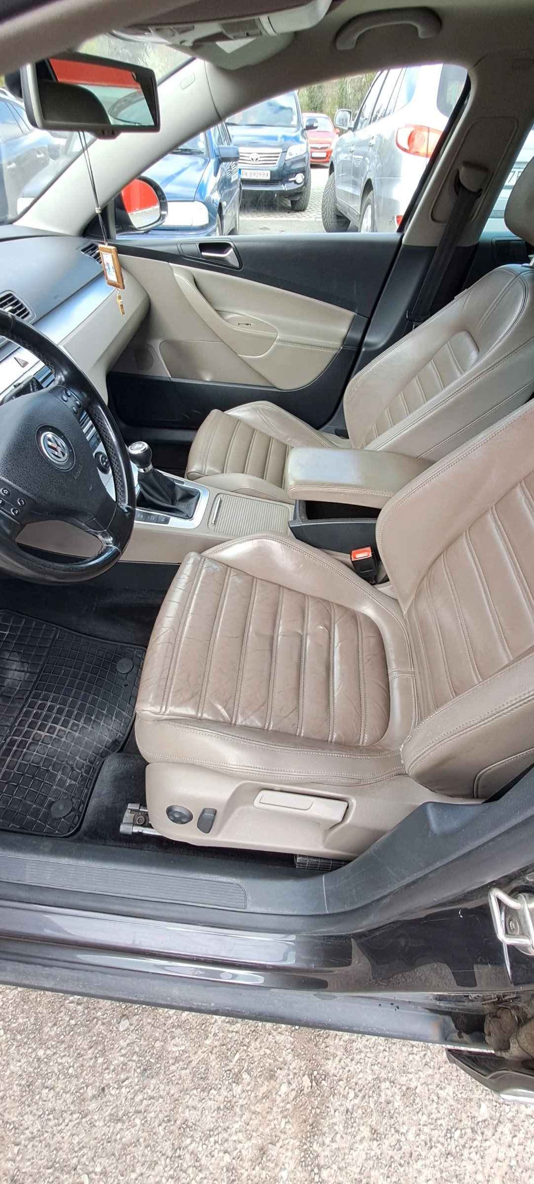 VW Passat 2.0 TDI 16V HIGHLINЕ  - изображение 10