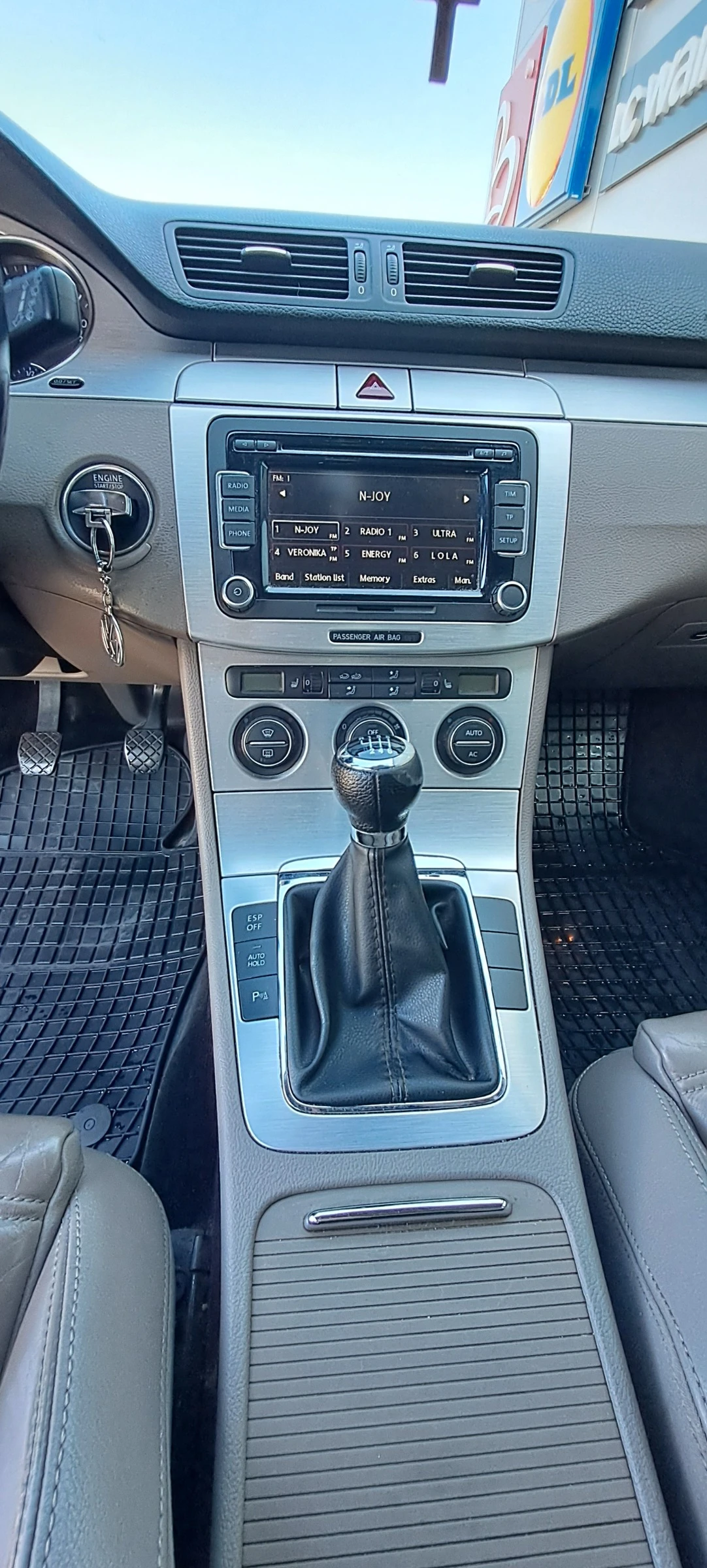 VW Passat 2.0 TDI 16V HIGHLIN  | Mobile.bg   12