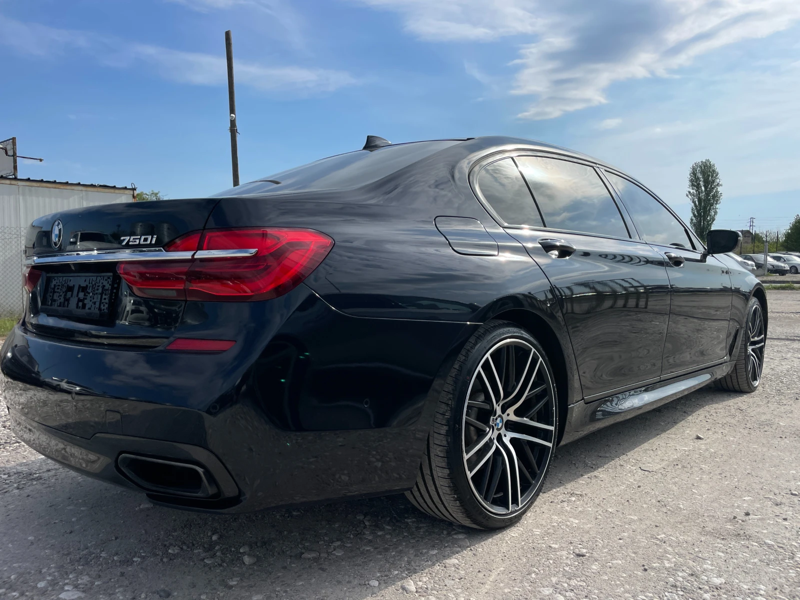 BMW 750 LONG M-PACK Xdrive  HEAD-UP  - изображение 6