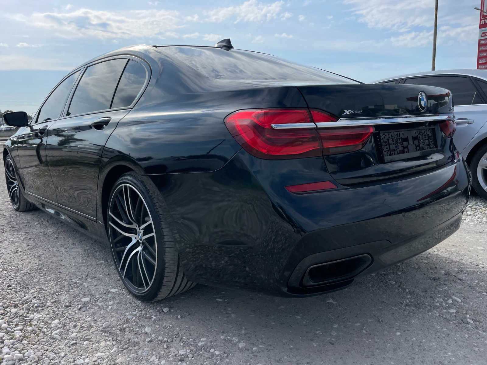BMW 750 LONG M-PACK Xdrive  HEAD-UP  - изображение 4