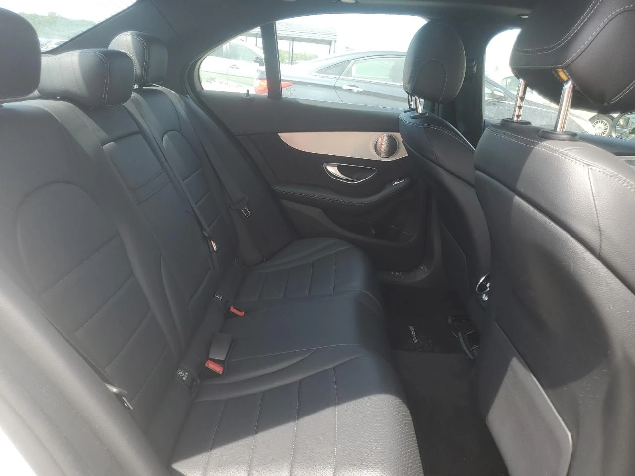 Mercedes-Benz C 300 Facelift* AMG NIGHT* Digital* Pano* Recaro* Ambien - изображение 10