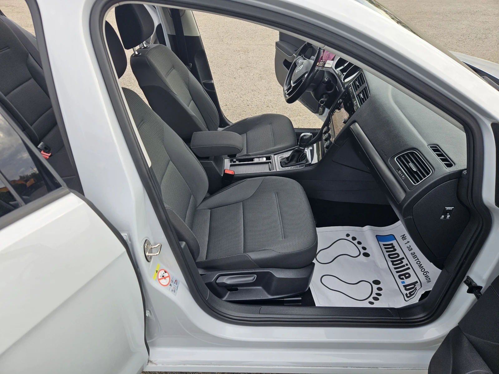 VW Golf 1.6tdi 116ps navi automat  - изображение 10