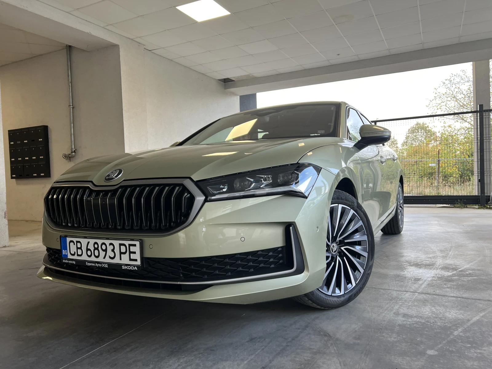 Skoda Superb 2.0TDI L&K | Mobile.bg — изображение 1