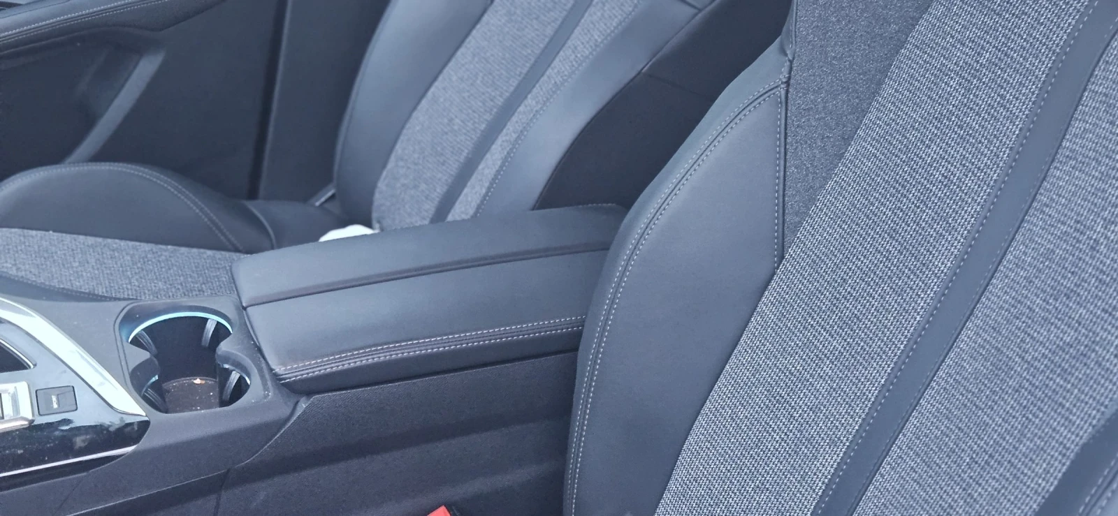 Peugeot 3008 Allure EAT8, снимка 8 - Автомобили и джипове - 53891743