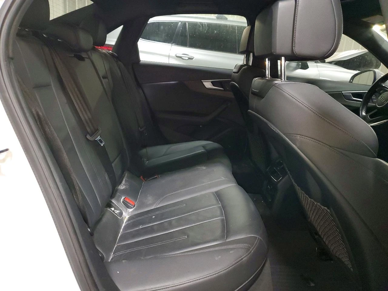 Audi A4 Premium Plus, снимка 10 - Автомобили и джипове - 54424057