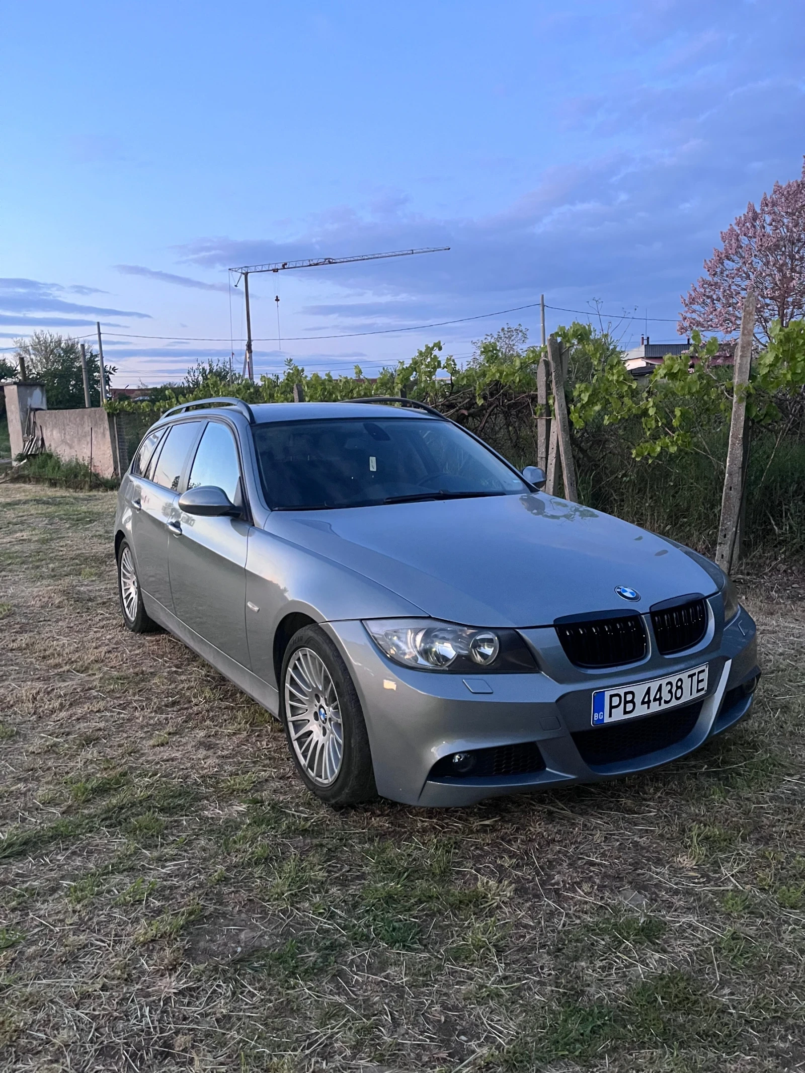 BMW 320, снимка 4 - Автомобили и джипове - 54547382