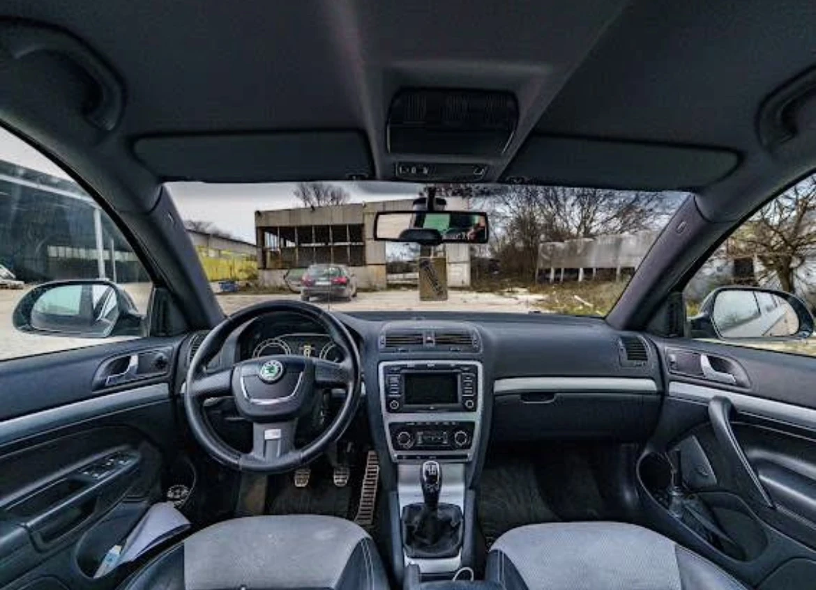 Skoda Octavia VRS 2.0 TDI, снимка 7 - Автомобили и джипове - 54611146