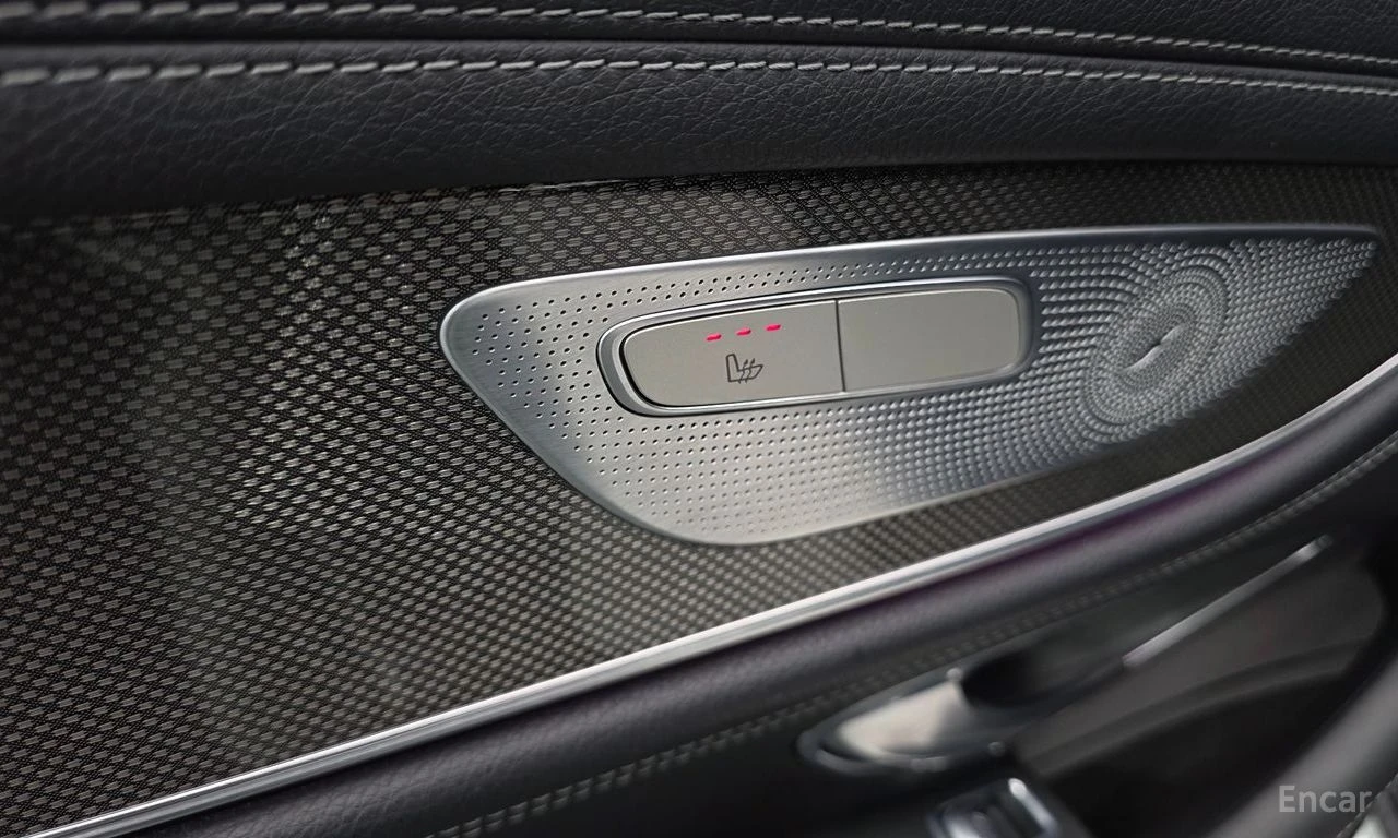 Mercedes-Benz CLS 400 d* 4MATIC* AMG-LINE* 360CAMERA* , снимка 13 - Автомобили и джипове - 54753284