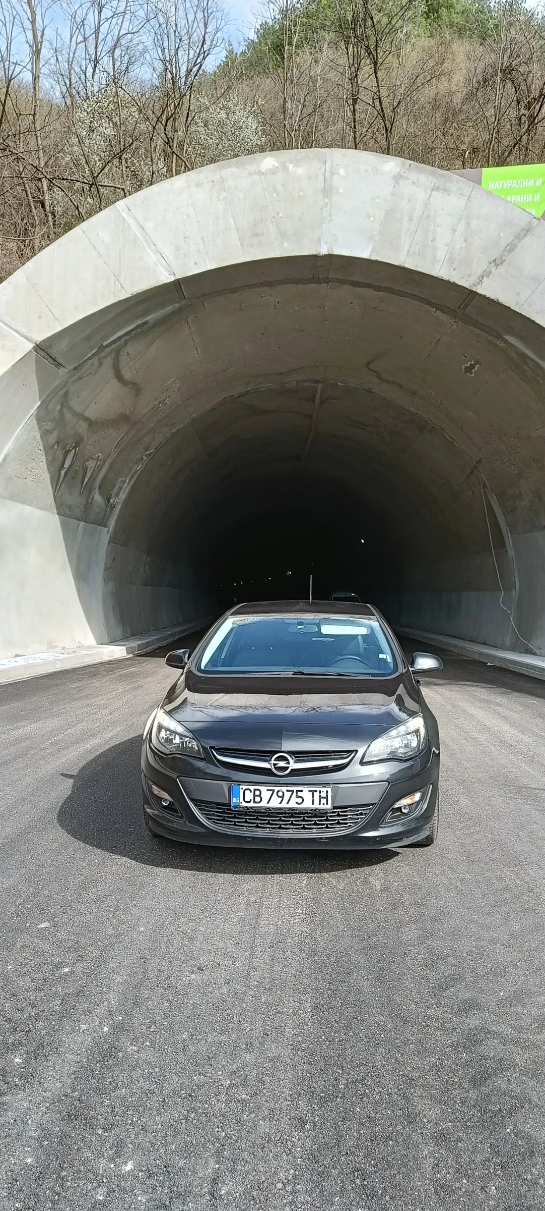 Opel Astra фабрична газ LPG, снимка 2 - Автомобили и джипове - 54760757