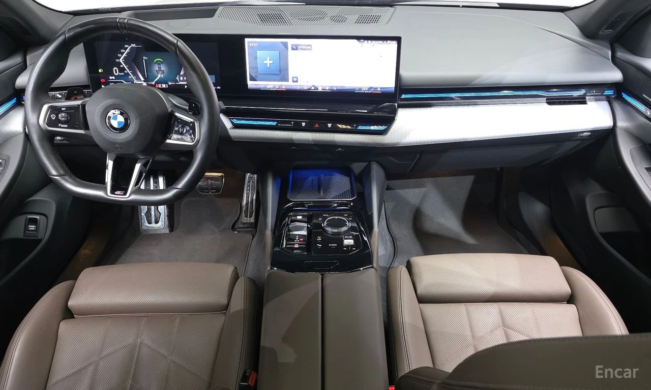 BMW 520 M* SPORT* ПОДГРЕВ* ОБДУХВАНЕ* 360* КАМЕРИ* ПАНО* , снимка 5 - Автомобили и джипове - 54858680