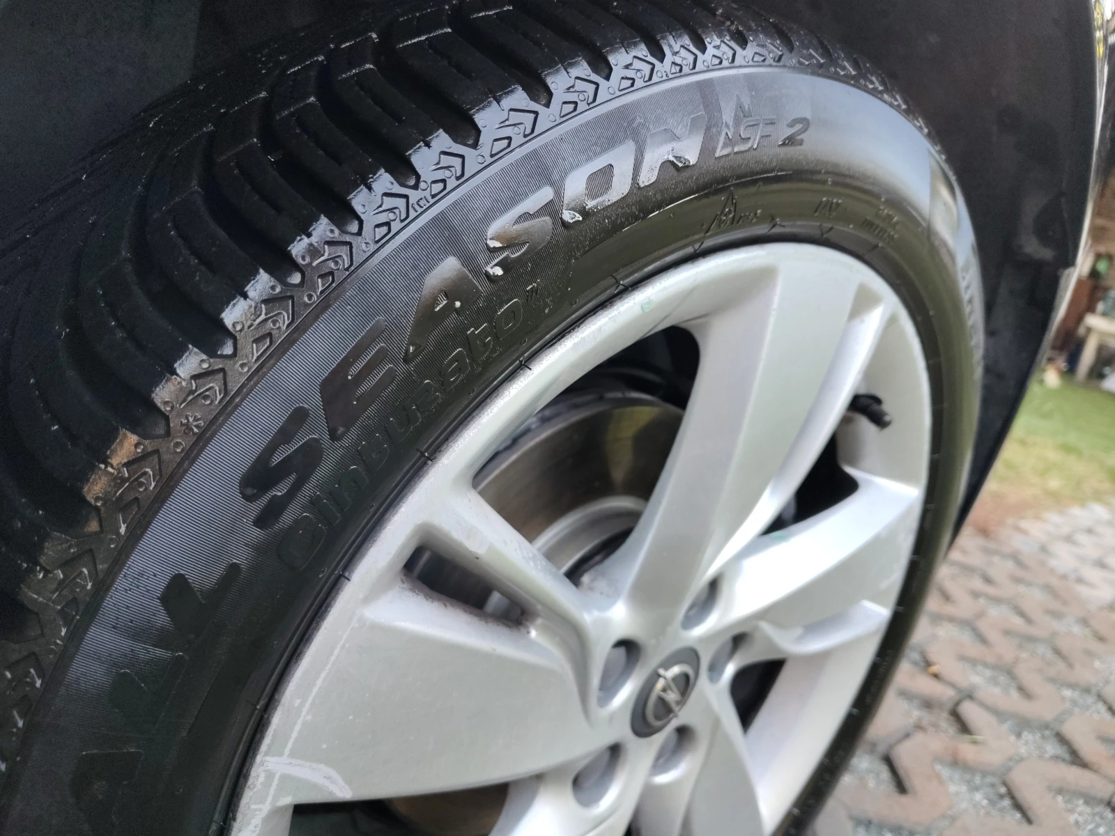 Opel Astra 1.4 / Фабрична газ / 140кс. , снимка 16 - Автомобили и джипове - 55166208