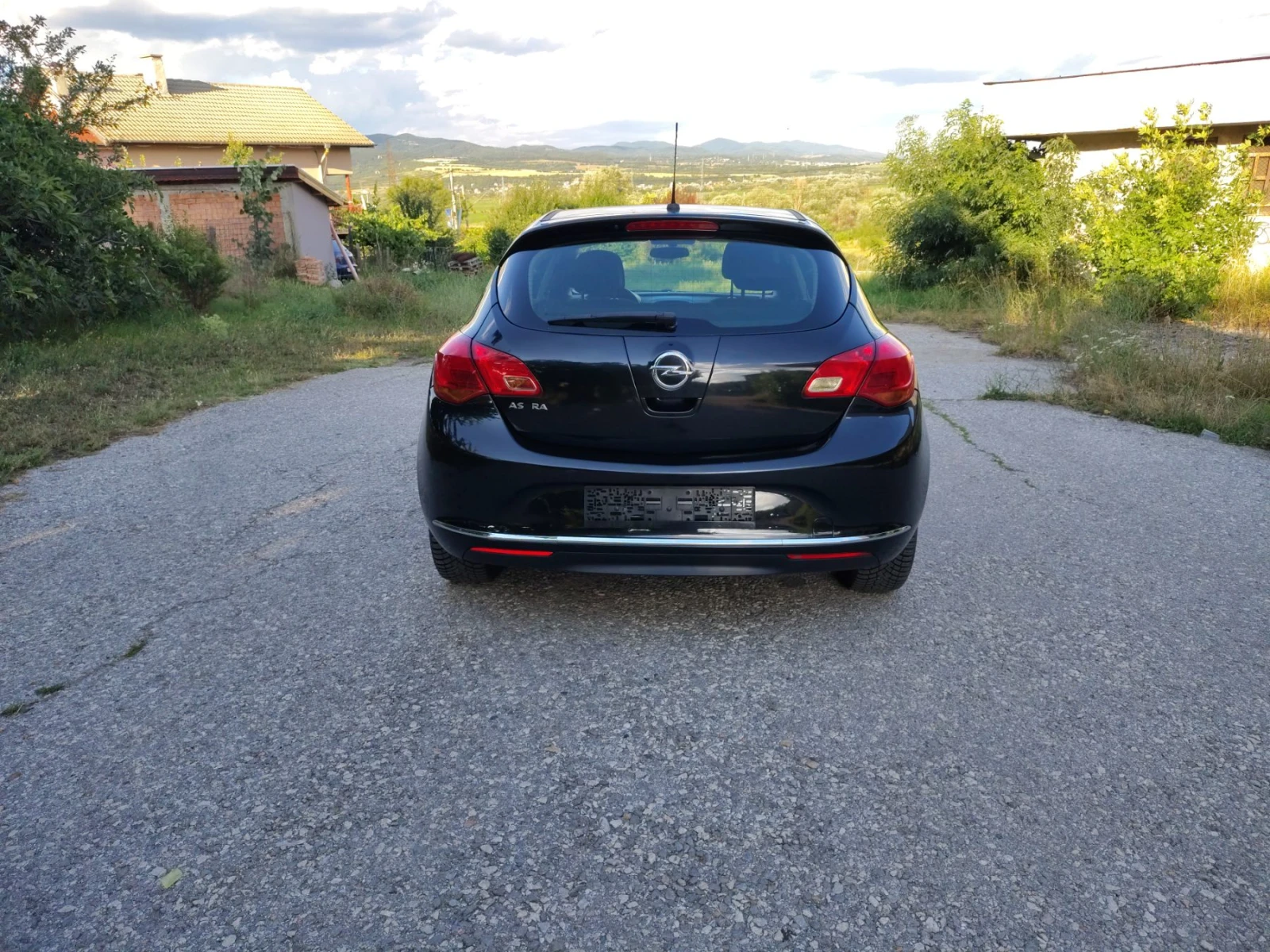 Opel Astra 1.4 / Фабрична газ / 140кс. , снимка 5 - Автомобили и джипове - 55166208