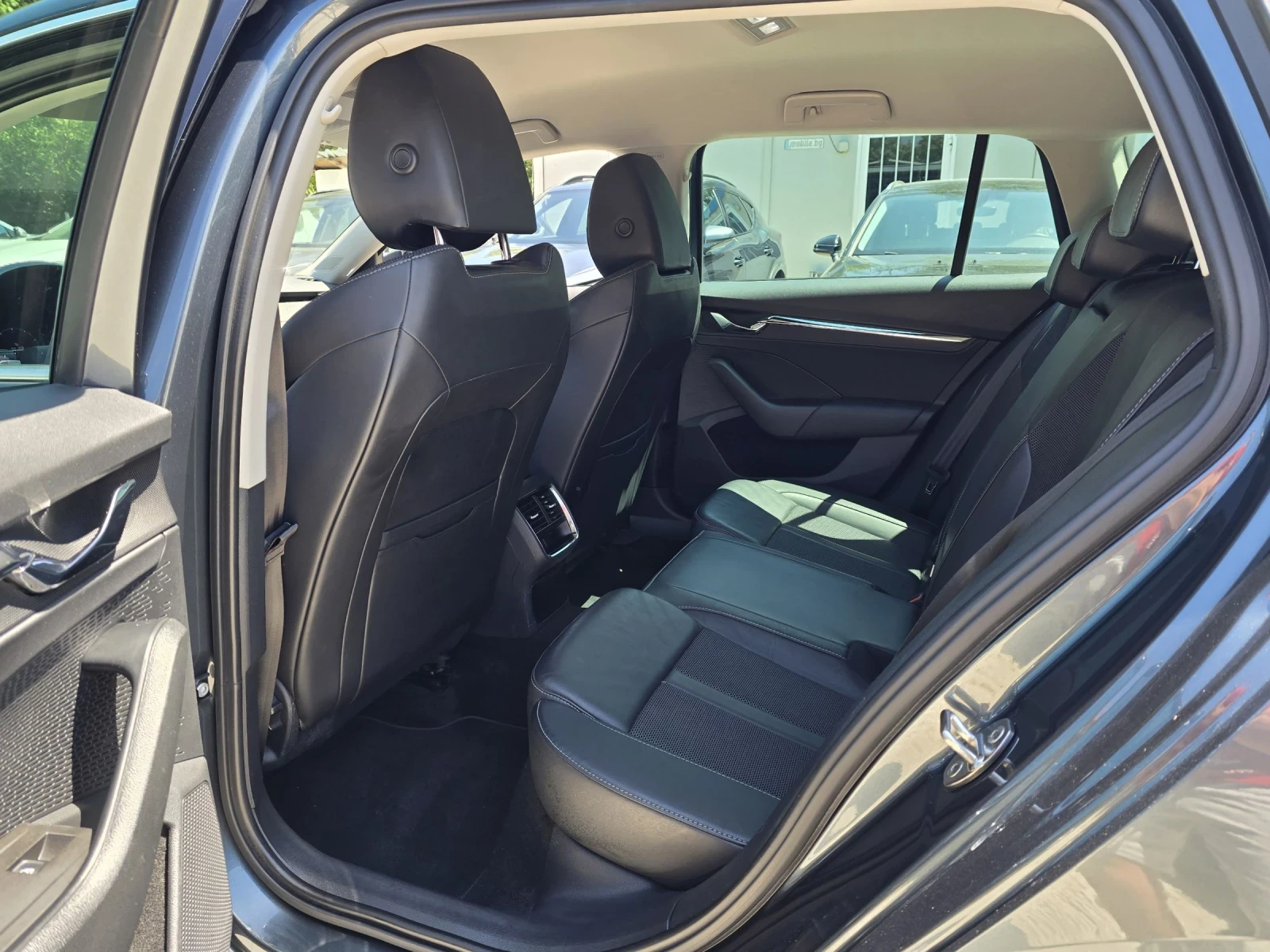 Skoda Octavia 2.0TDI 150к.с Style DSG, снимка 11 - Автомобили и джипове - 55298950