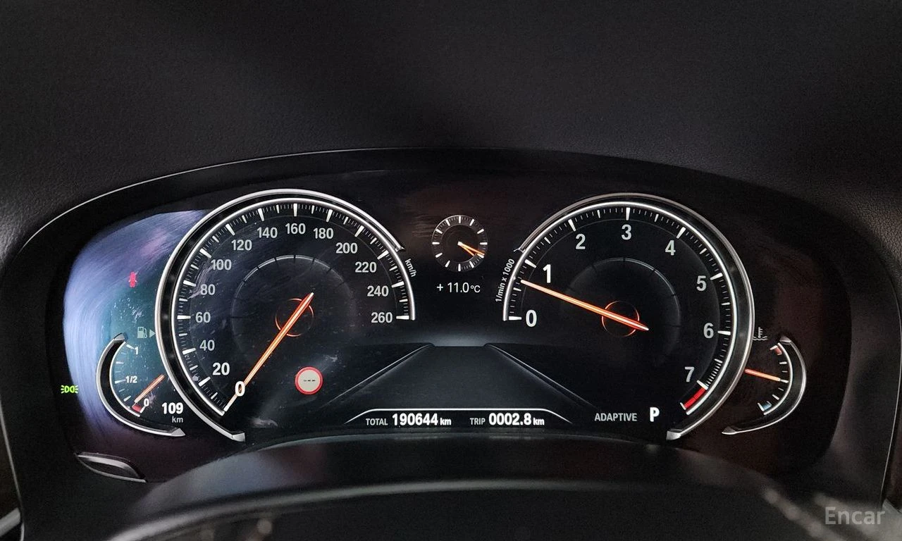 BMW 740 * ФИКСИРАНА ЦЕНА ДО БЪЛГАРИЯ * АВТОКРЕДИТ, снимка 9 - Автомобили и джипове - 55452383