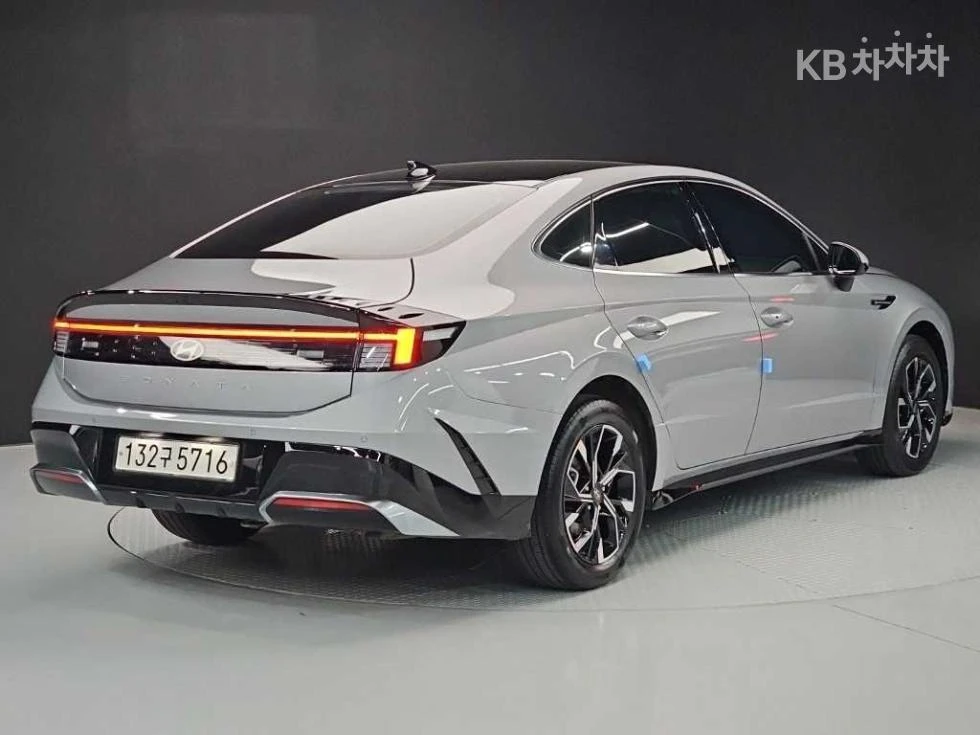 Hyundai Sonata PRESTIGE LUXURY ОБДУХ ПОДГРЕВ NAVI, снимка 2 - Автомобили и джипове - 55470230