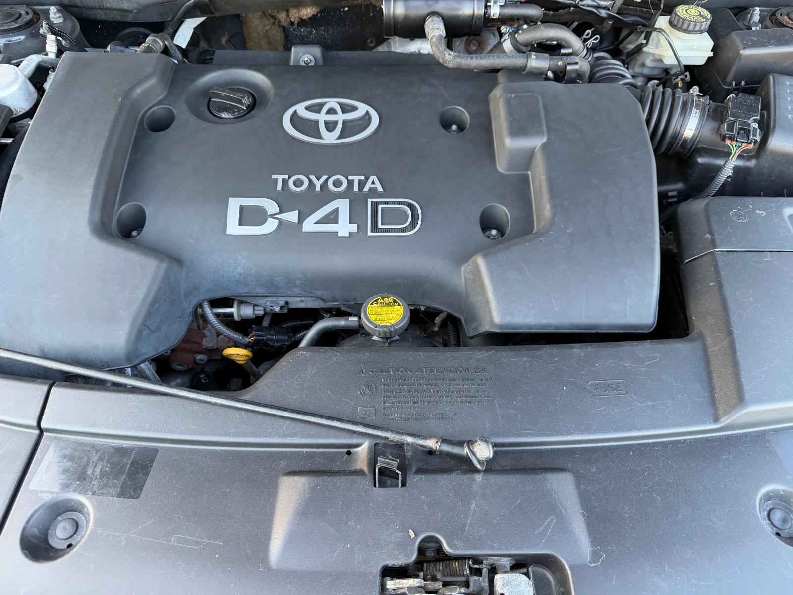Toyota Avensis 2.0D4D/116p.s!!!, снимка 15 - Автомобили и джипове - 55504032