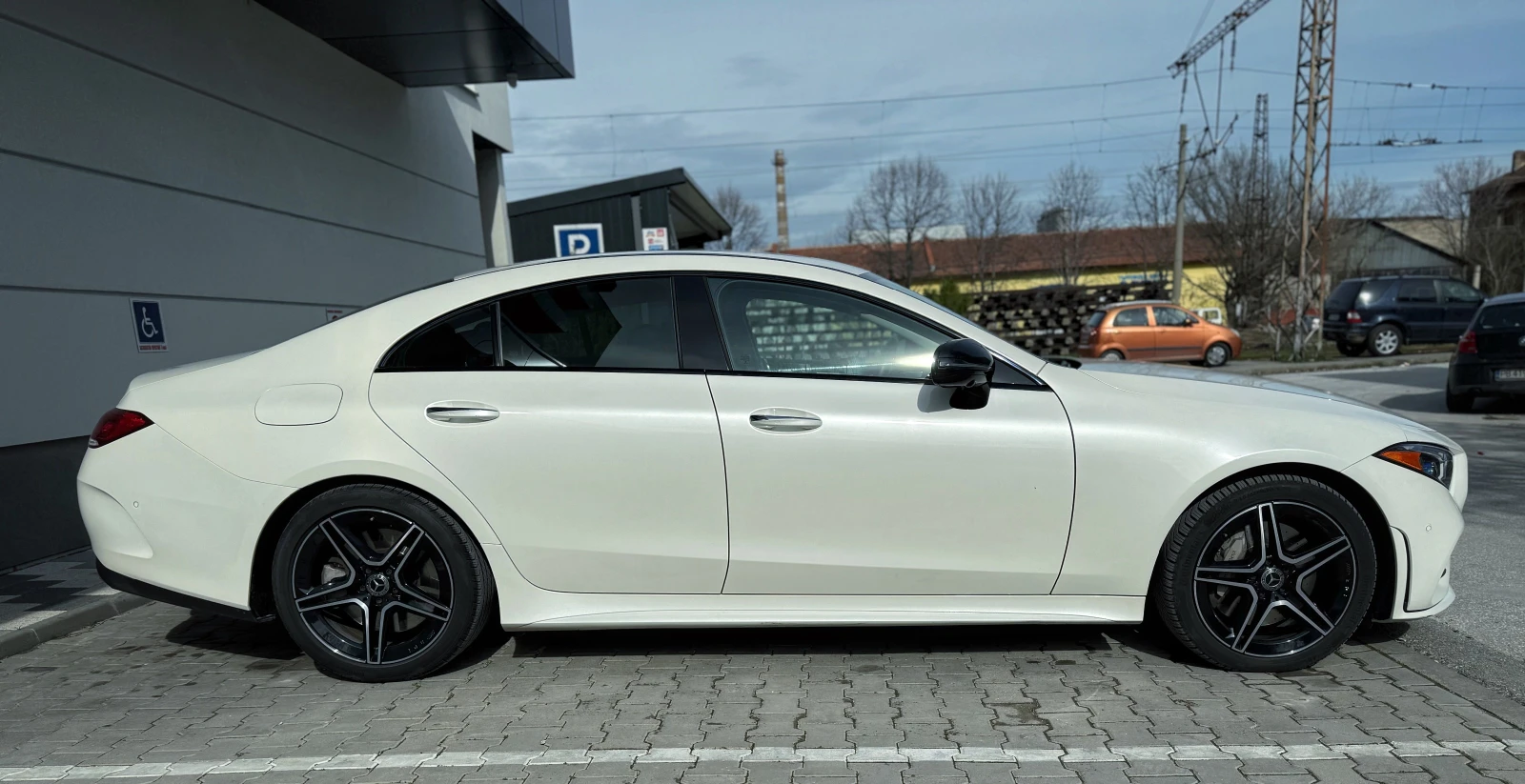 Mercedes-Benz CLS 450 AMG 4MATIC BURMESTER 360 AIR, снимка 13 - Автомобили и джипове - 55573077