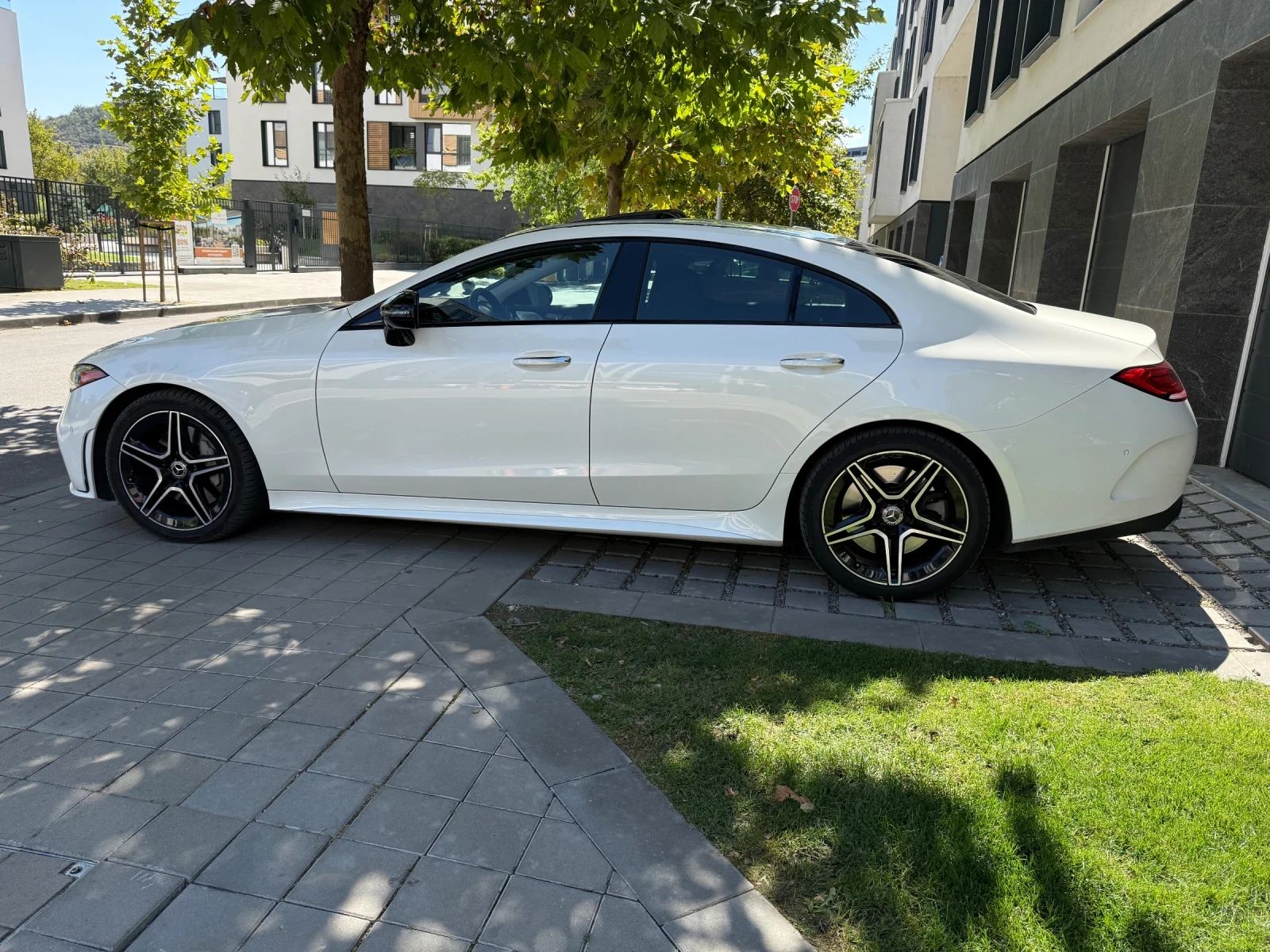 Mercedes-Benz CLS 450 AMG 4MATIC BURMESTER 360 AIR, снимка 9 - Автомобили и джипове - 55573077