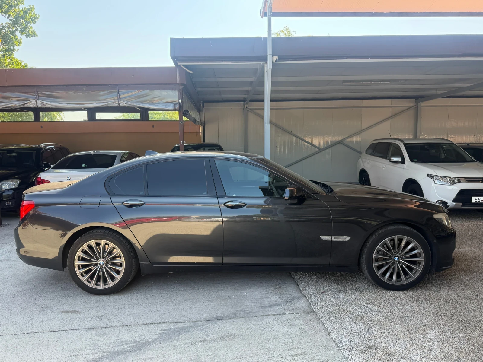 BMW 730, снимка 2 - Автомобили и джипове - 55774962