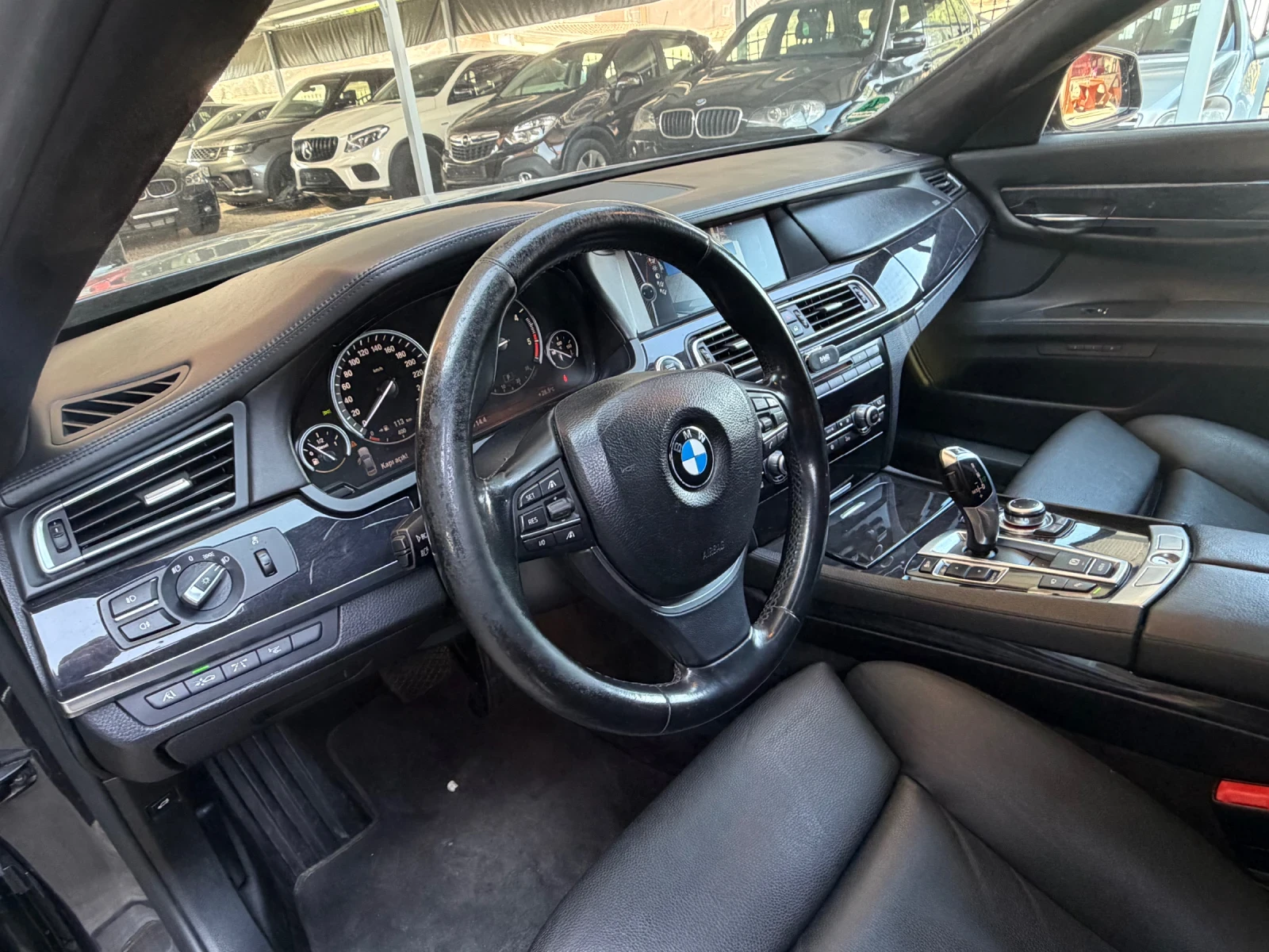 BMW 730, снимка 10 - Автомобили и джипове - 55774962