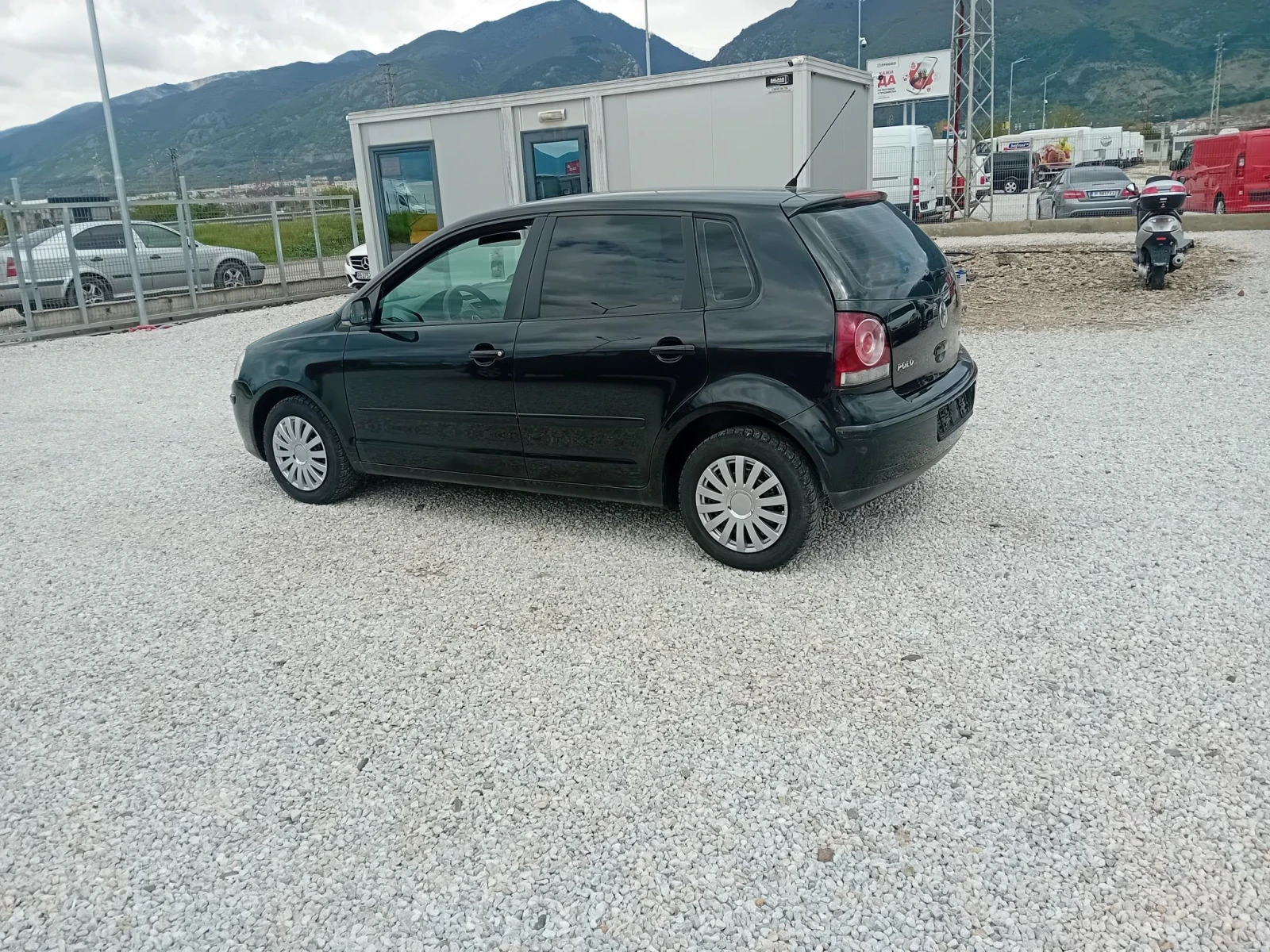 VW Polo 1.4 80k.sili, снимка 5 - Автомобили и джипове - 55838122