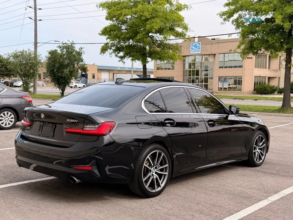 BMW 330 xDrive * АвтоКредит * (ЦЕНА ДО БГ), снимка 5 - Автомобили и джипове - 55906834