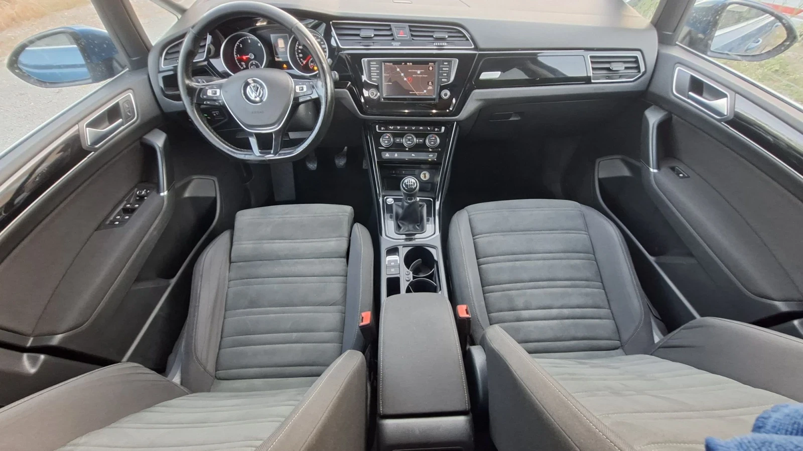 VW Touran 2.0TDI HILINE 6+ 1� 150�� | Mobile.bg � ����������� 11