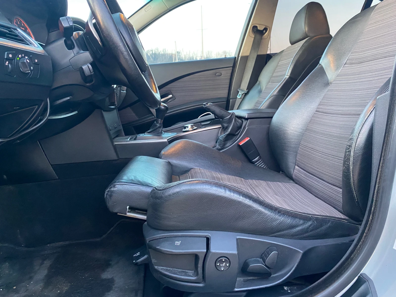 BMW 530 530I SMG, снимка 11 - Автомобили и джипове - 55982244