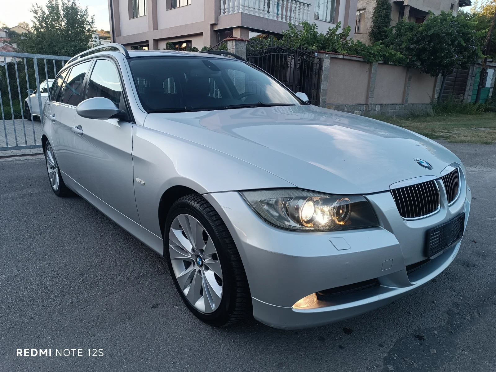 BMW 320 2.0D 163 NAVI AUTOMATIC KOJA, снимка 2 - Автомобили и джипове - 56075899