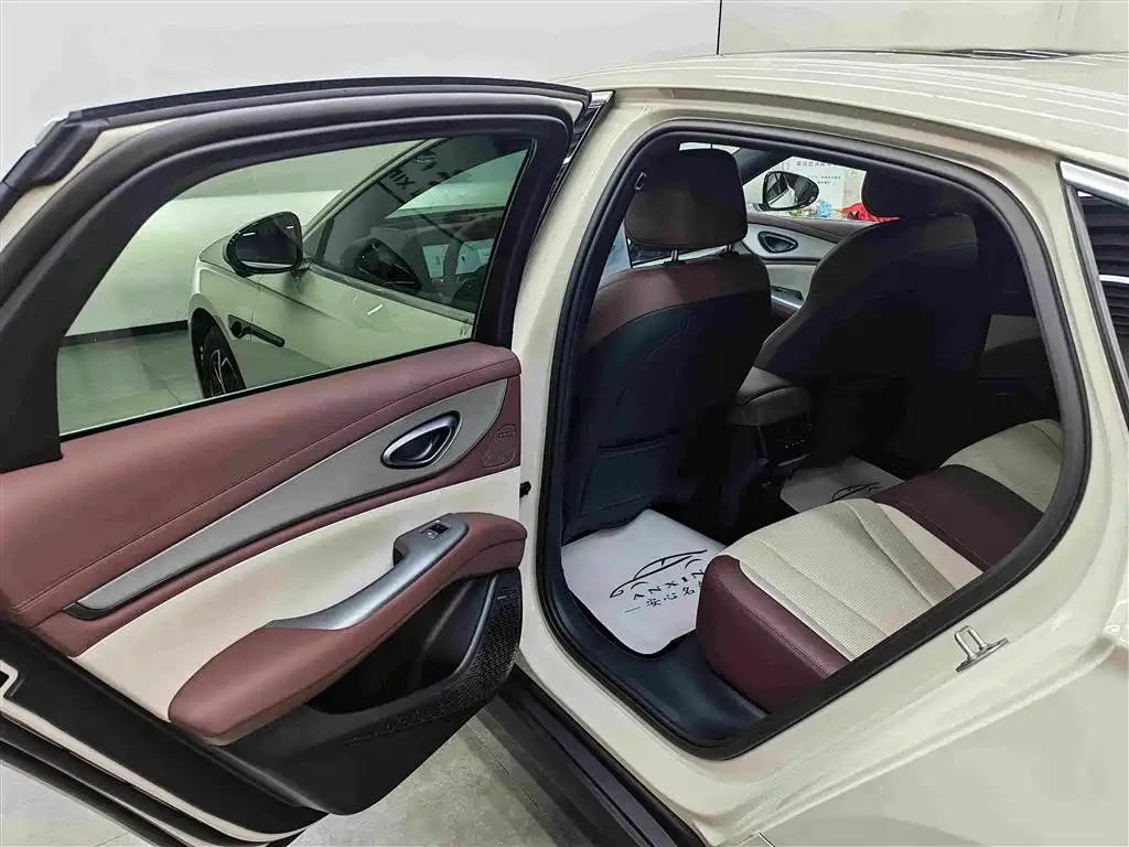 BYD Seal 07 DM-i 2026 DM-i 1.5T 230km Flagship | Mobile.bg � ����������� 12
