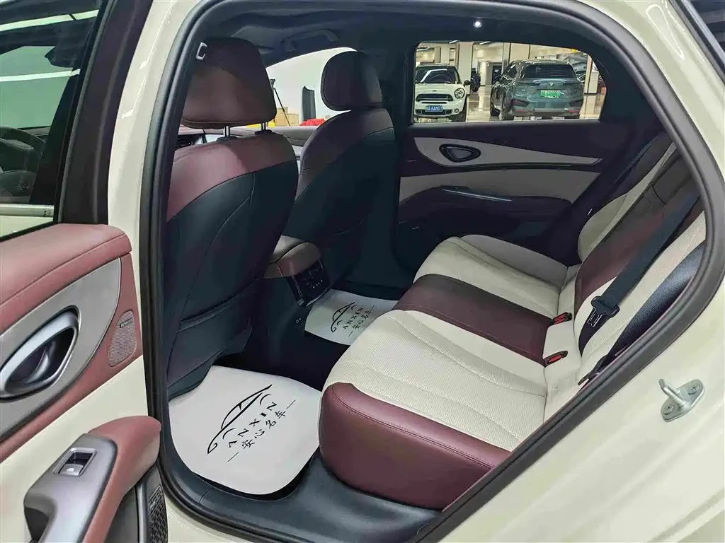 BYD Seal 07 DM-i 2026 DM-i 1.5T 230km Flagship | Mobile.bg � ����������� 14