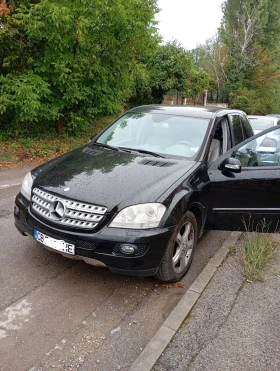     Mercedes-Benz ML 350