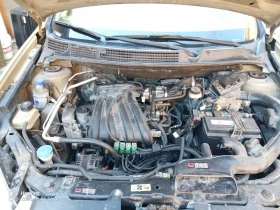 Nissan Qashqai - 3600 € / 7040.99 лв. - 49136725 11