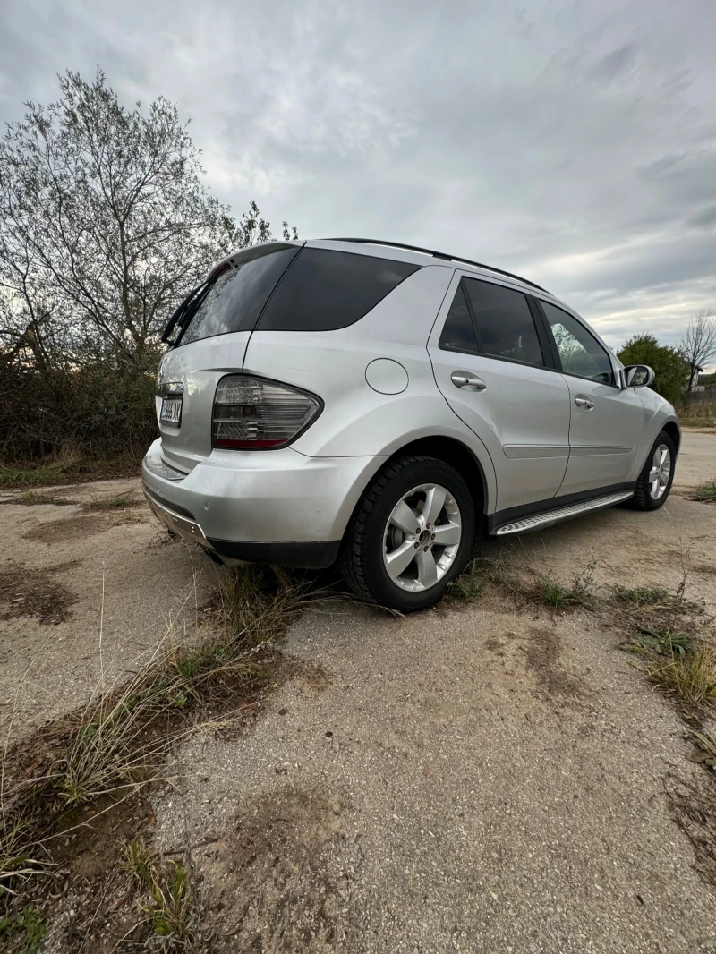 Mercedes-Benz ML 500, снимка 2 - Автомобили и джипове - 47301810