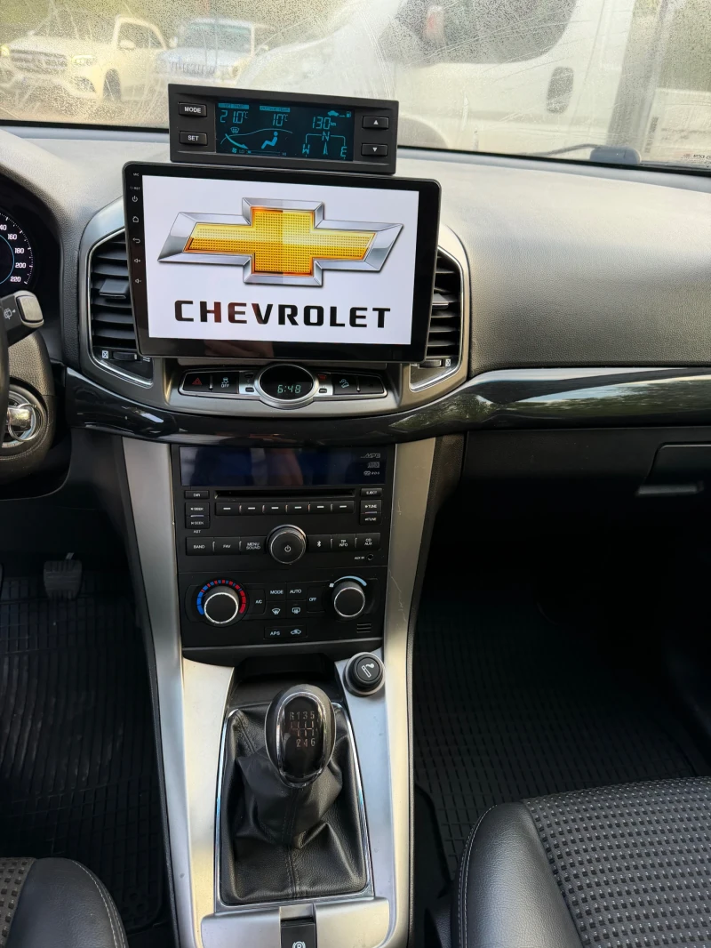 Chevrolet Captiva 2.2CDTI, 145.000km , 6+ 1, снимка 9 - Автомобили и джипове - 51899332