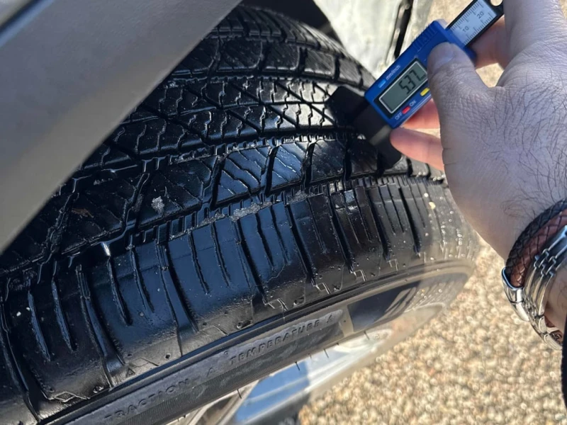 Mercedes-Benz GLC * 300 * CARFAX * ЦЕНА ДО БГ, снимка 8 - Автомобили и джипове - 53429263