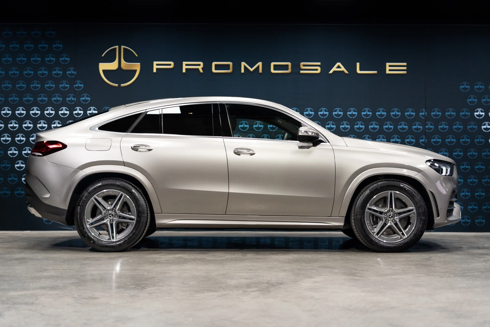 Mercedes-Benz GLE 400 d 4M Coupe * Pano* Headup* 20* Burm - изображение 3