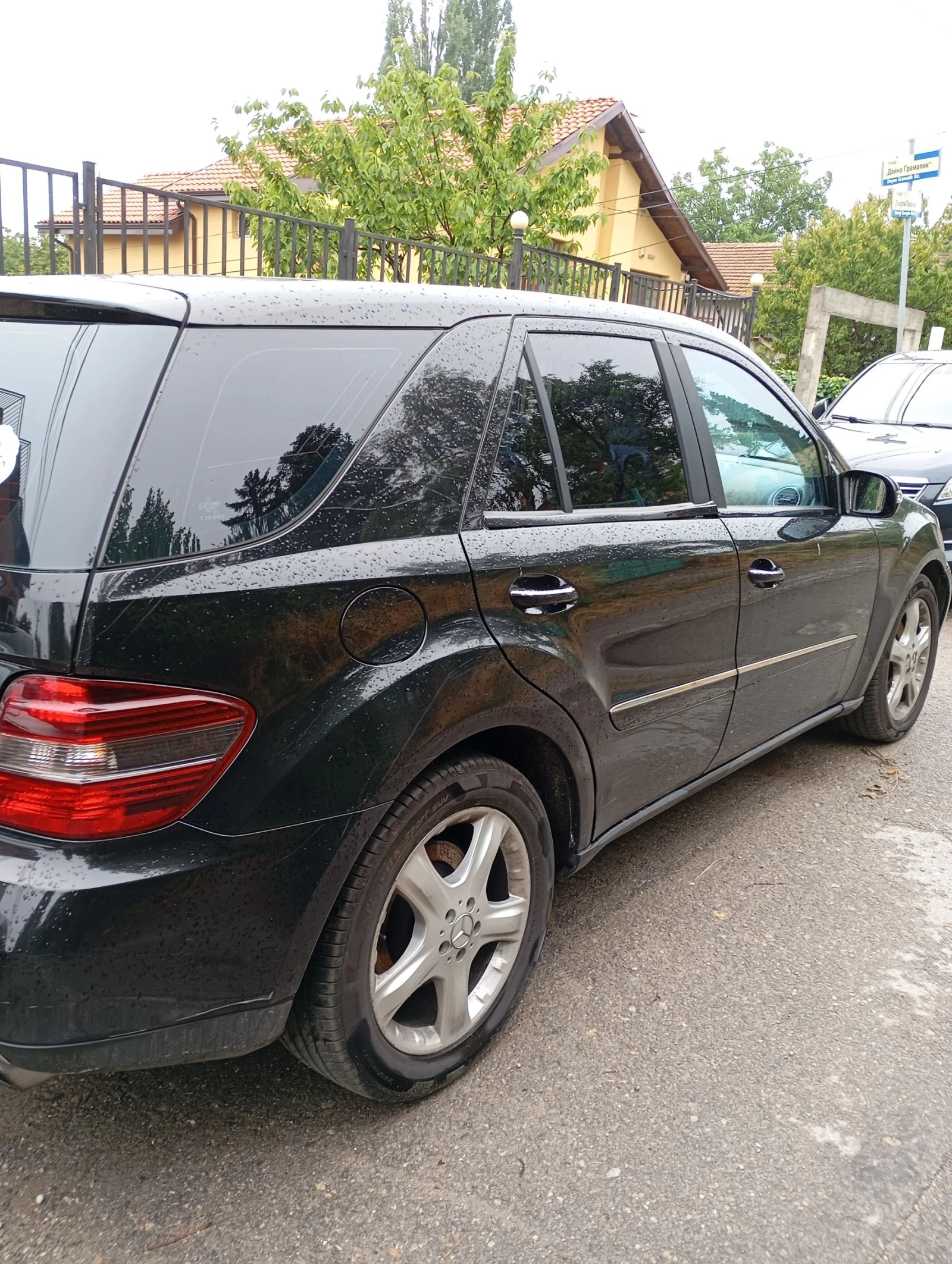 Mercedes-Benz ML 350  - изображение 3