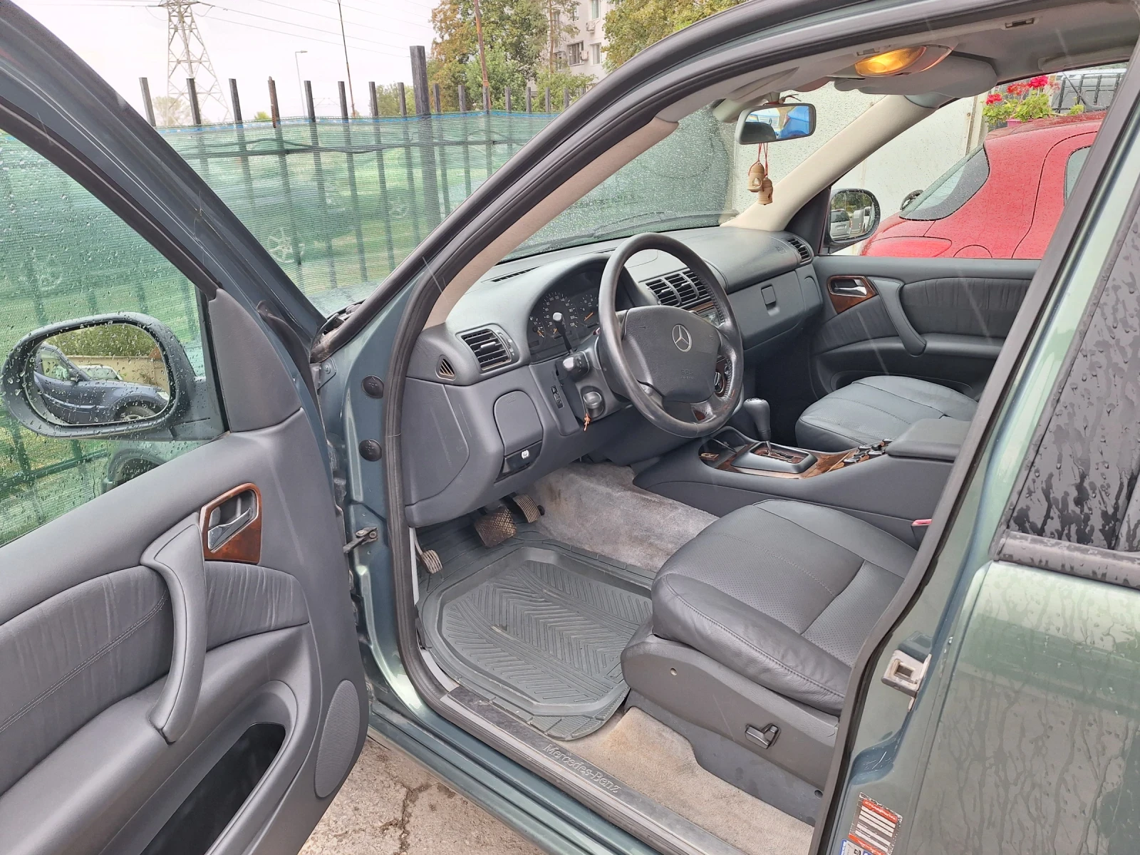Mercedes-Benz ML 270  - изображение 3