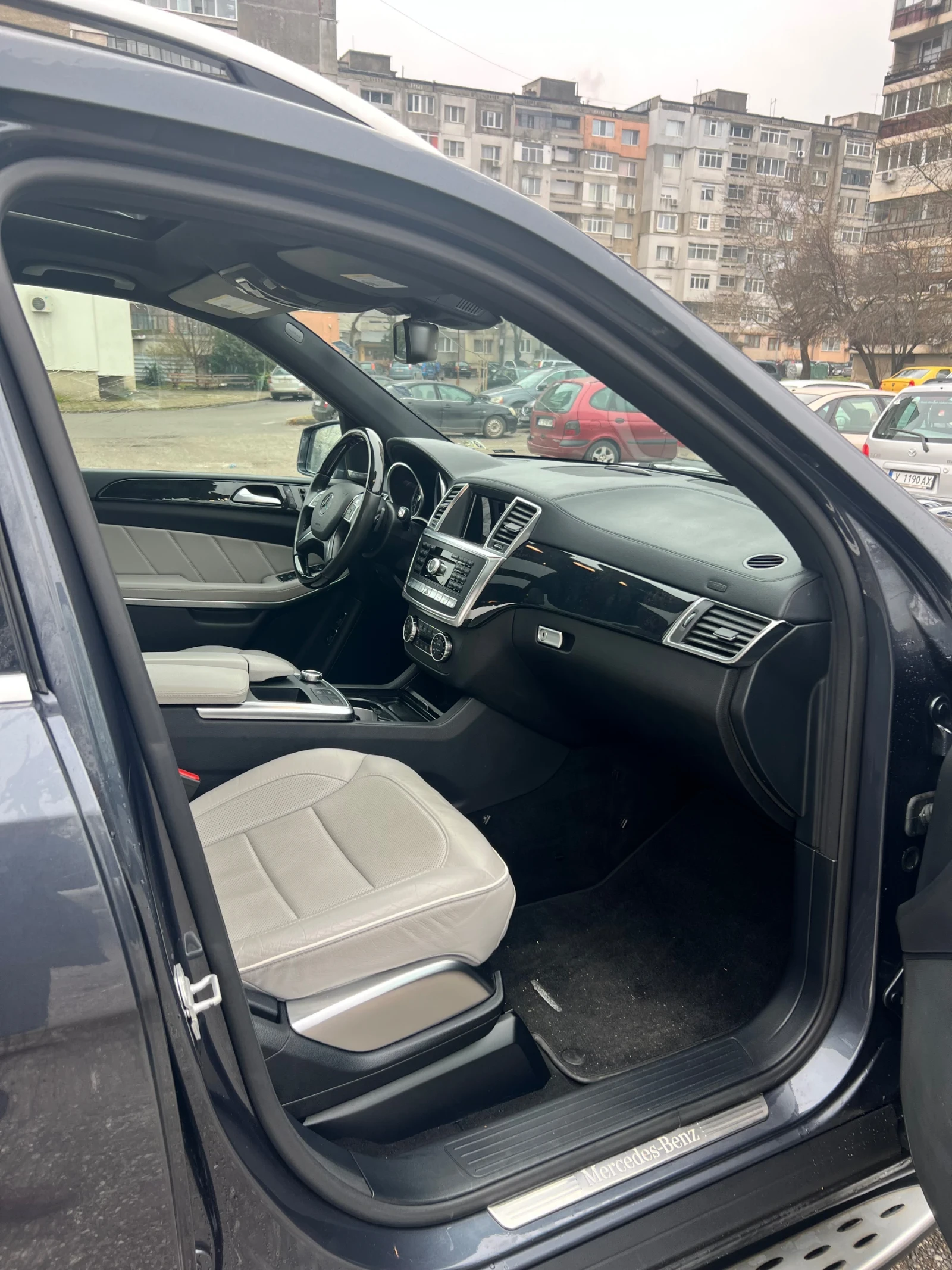 Mercedes-Benz GL 550  - изображение 10