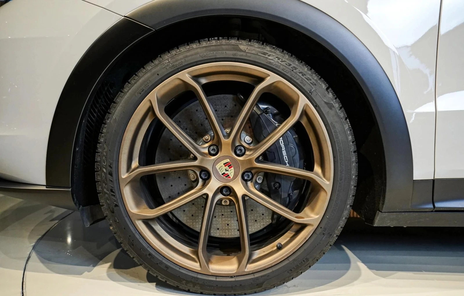 Porsche Cayenne Coupe Turbo GT 4.0 V8 - изображение 8