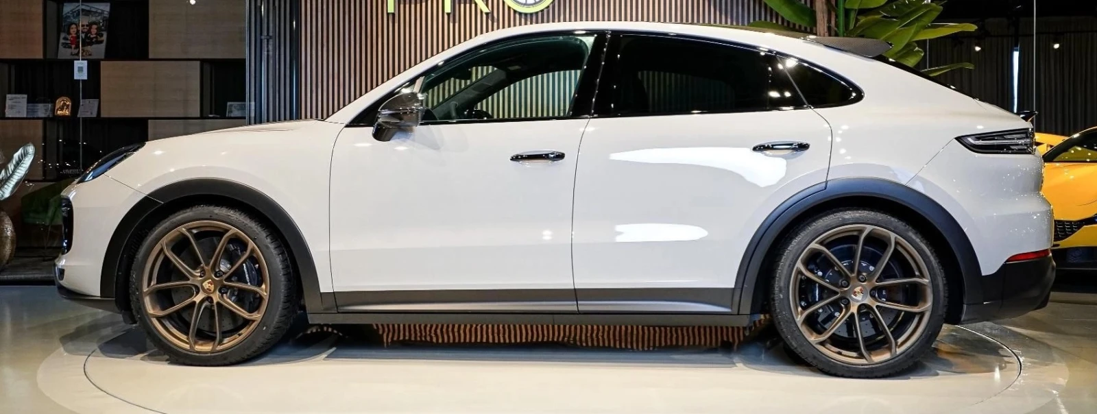 Porsche Cayenne Coupe Turbo GT 4.0 V8 - изображение 6